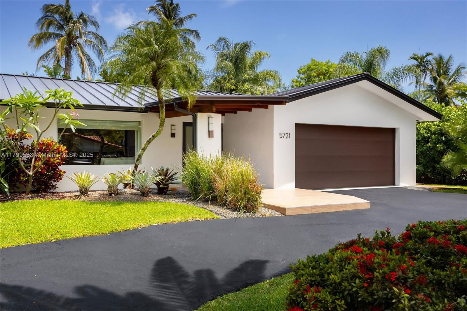 Real estate property located at 5721 59th Ave, Miami-dade, Gables Edge, South Miami, FL