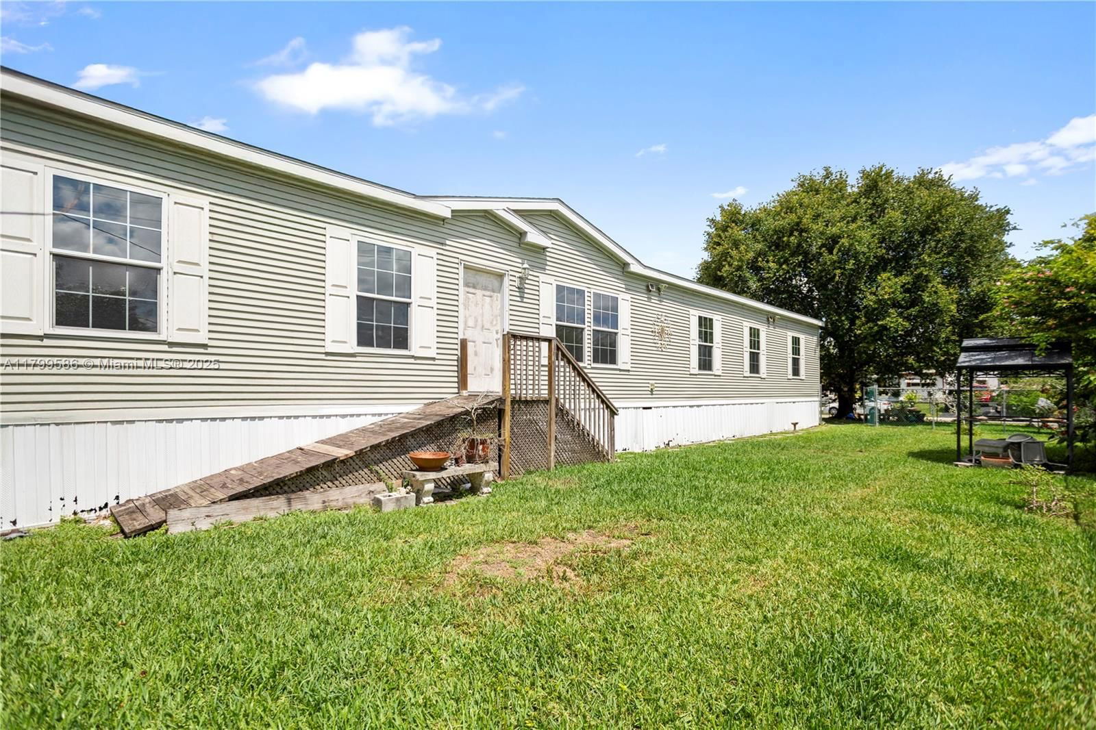 Real estate property located at 13010 7th Ct, Broward, Garden Park Estates, Davie, FL