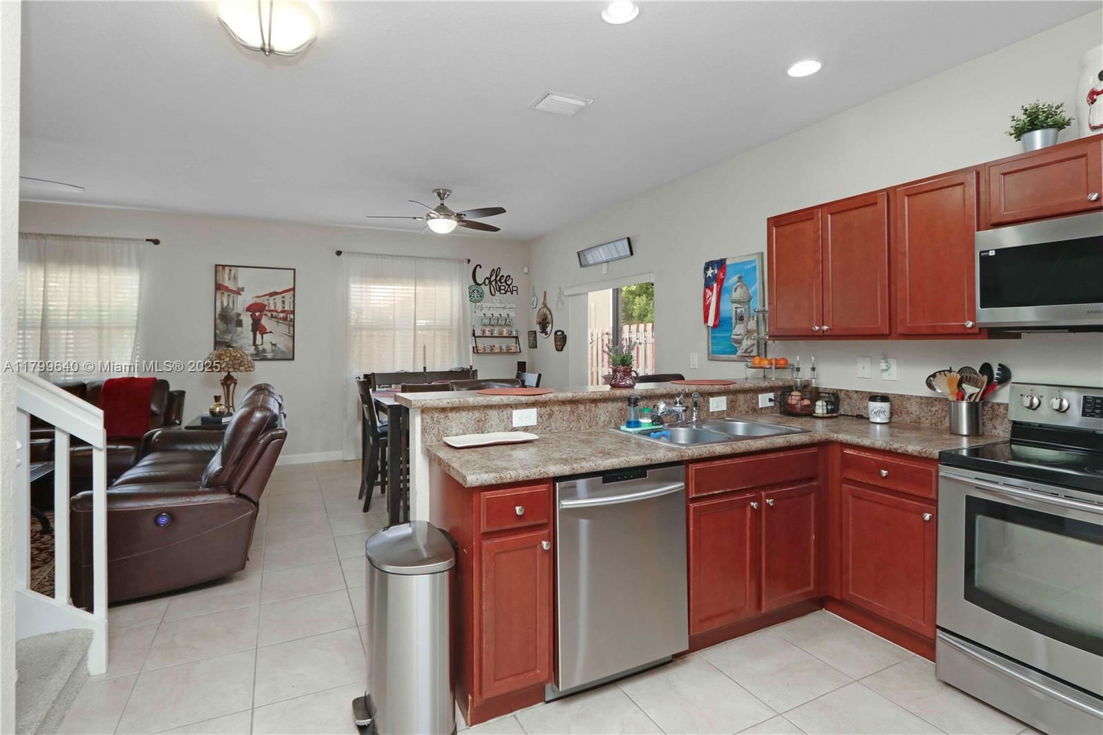 Real estate property located at 8897 229th St, Miami-dade, Trellis At Bayshore, Cutler Bay, FL