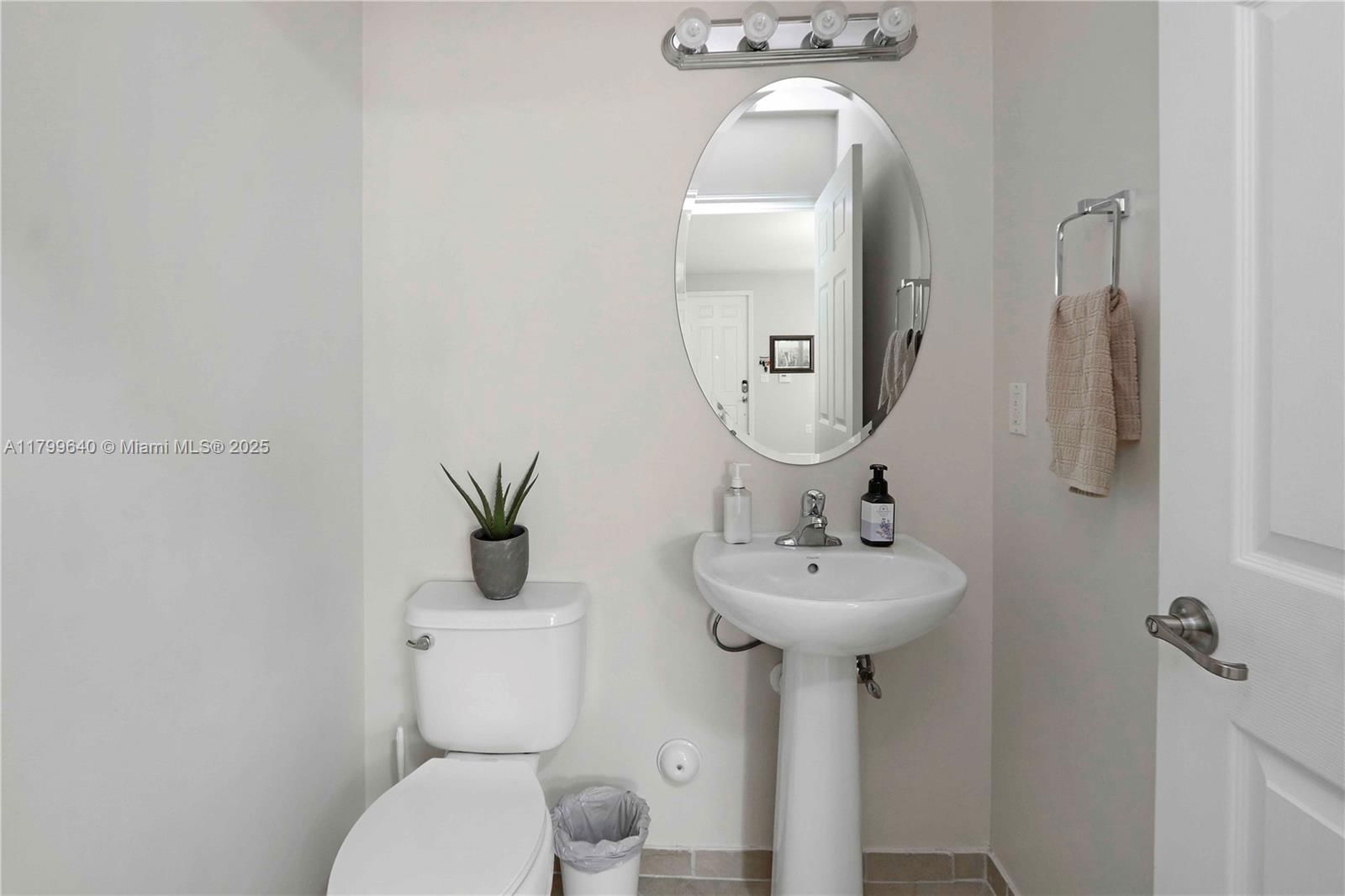 Real estate property located at 8897 229th St, Miami-dade, Trellis At Bayshore, Cutler Bay, FL