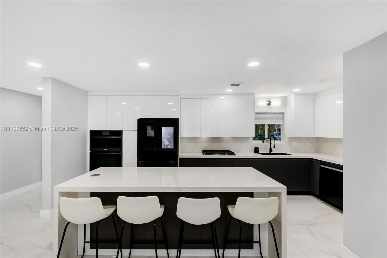 Real estate property located at 241 68th Ave, Broward, Boulevard Heights Sec 7, Hollywood, FL