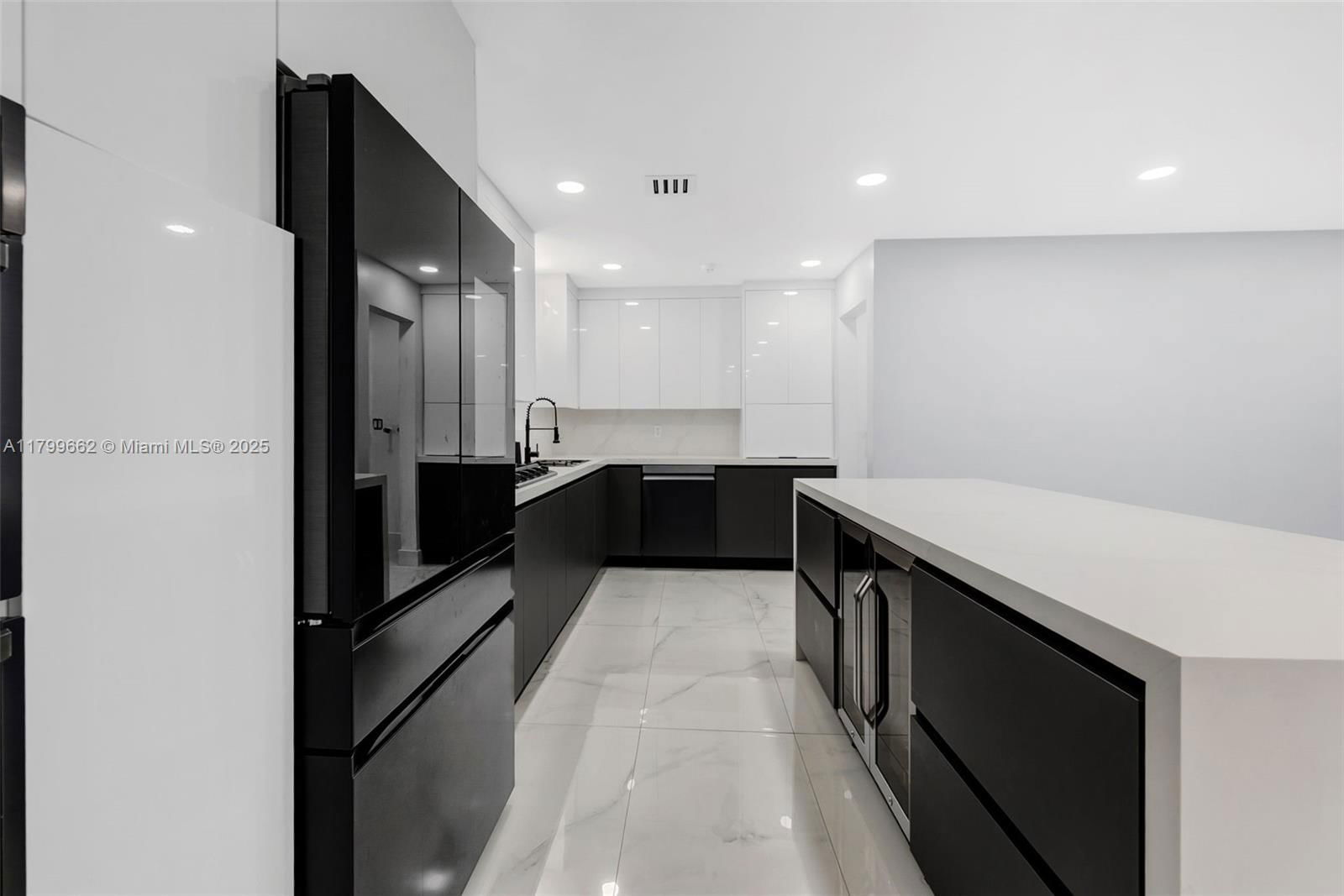 Real estate property located at 241 68th Ave, Broward, Boulevard Heights Sec 7, Hollywood, FL