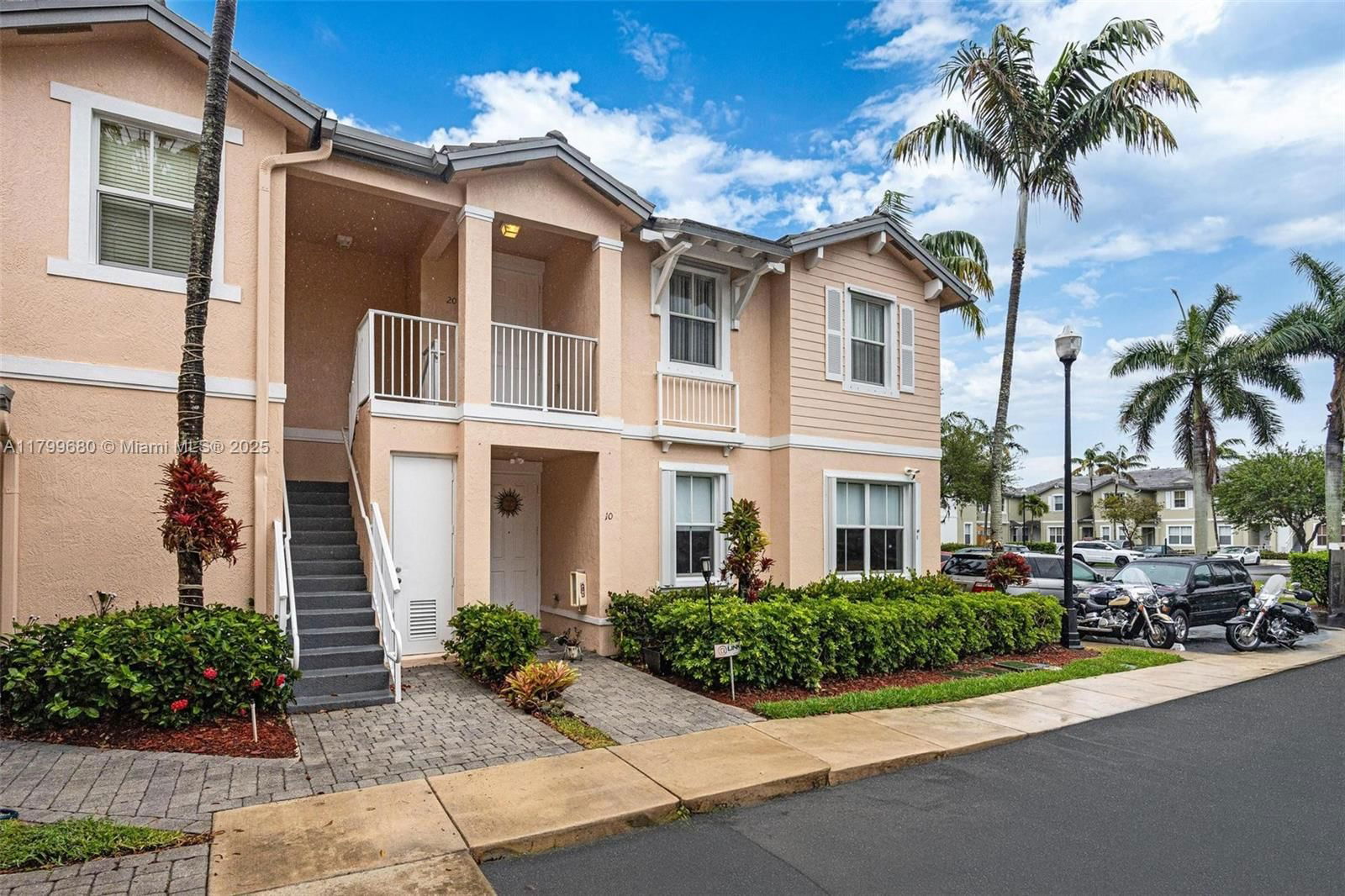 Real estate property located at 2933 2nd St #20, Miami-dade, Fiji Condo No 2, Homestead, FL