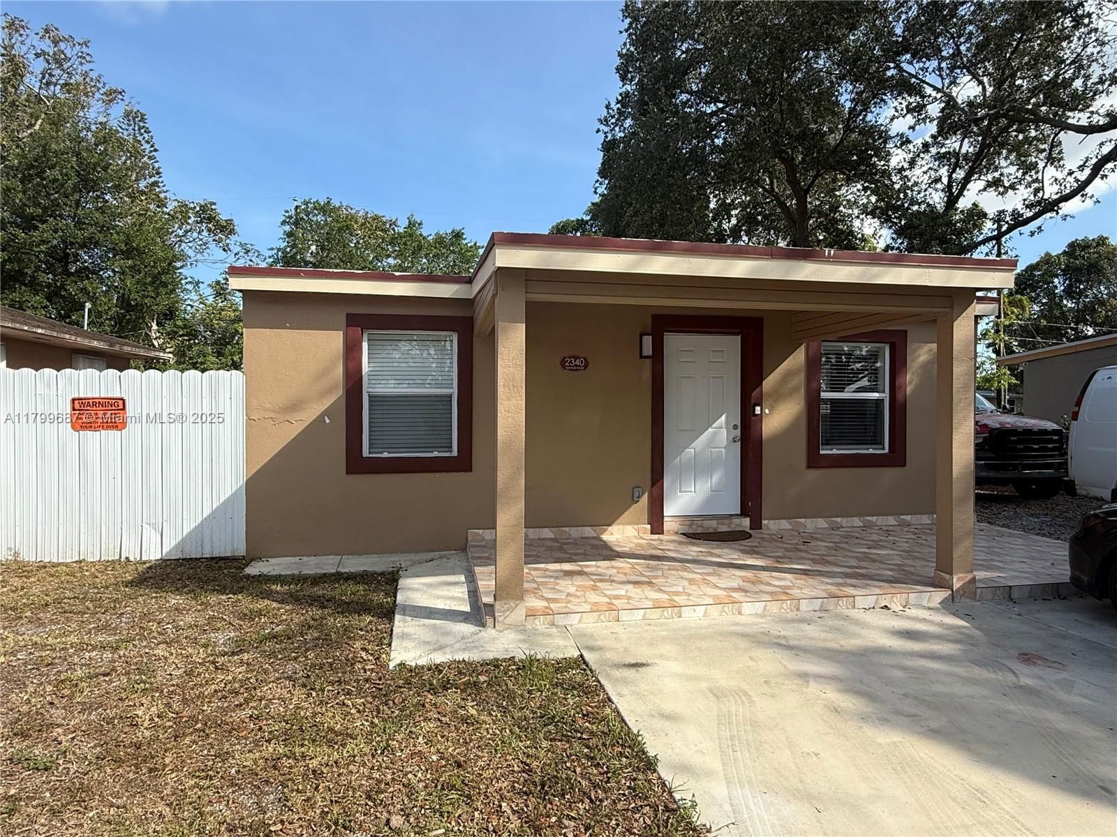Real estate property located at 2340 Service Rd, Miami-dade, Magnolia Gardens Consolid, Opa-Locka, FL