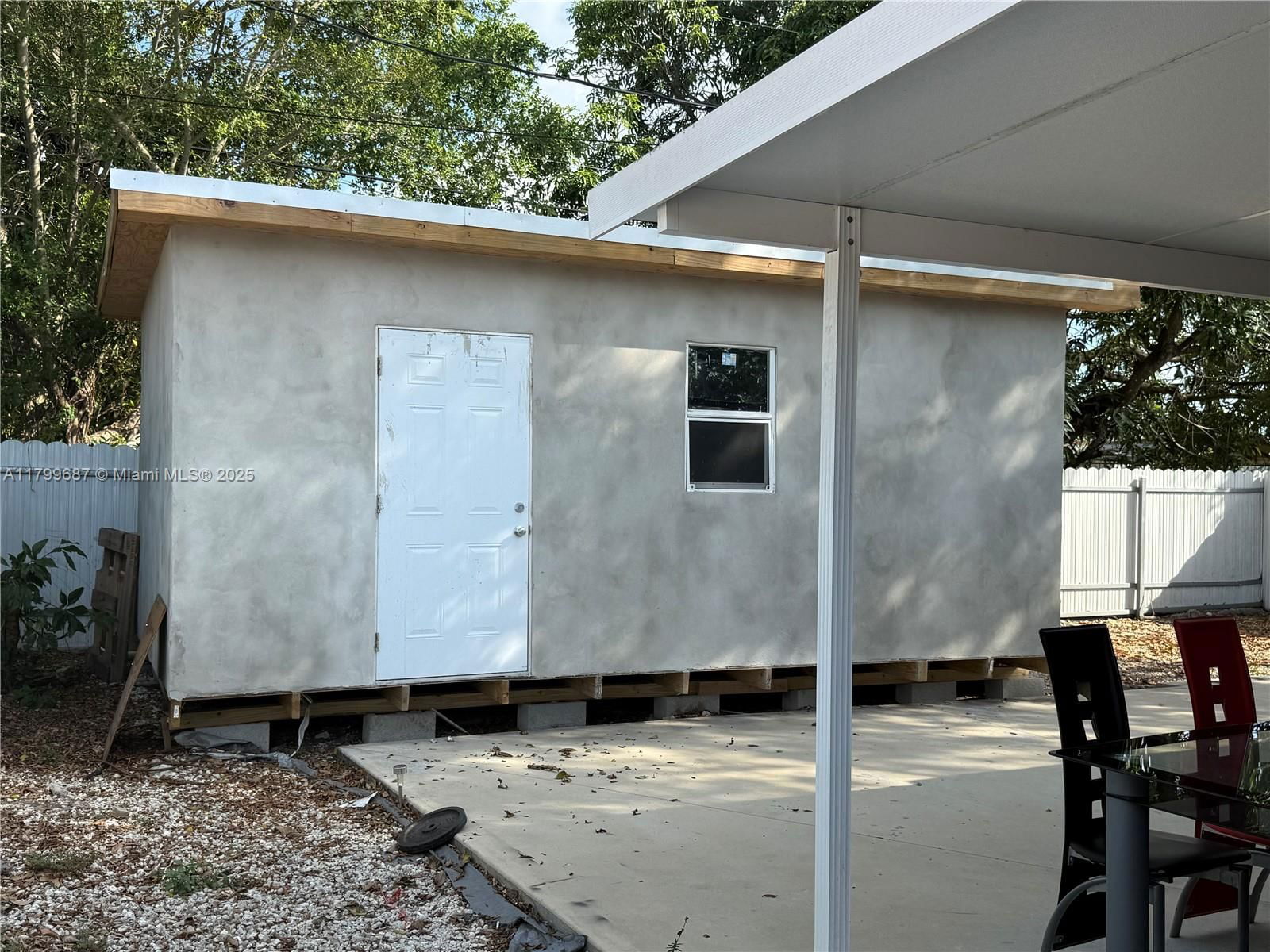 Real estate property located at 2340 Service Rd, Miami-dade, Magnolia Gardens Consolid, Opa-Locka, FL