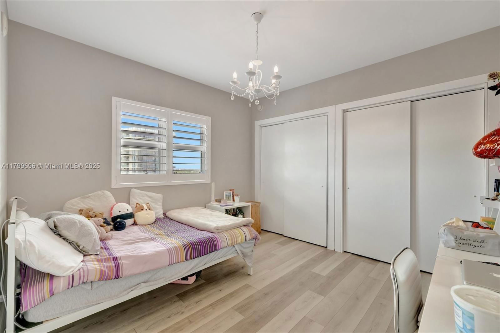 Real estate property located at 14951 Royal Oaks Ln #1409, Miami-dade, The Oaks I Condo, North Miami, FL