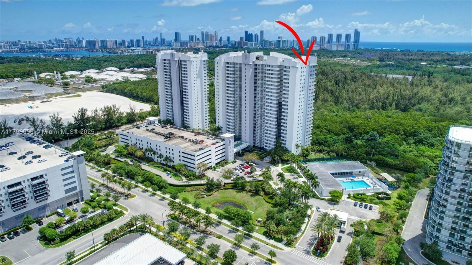 Real estate property located at 14951 Royal Oaks Ln #1409, Miami-dade, The Oaks I Condo, North Miami, FL