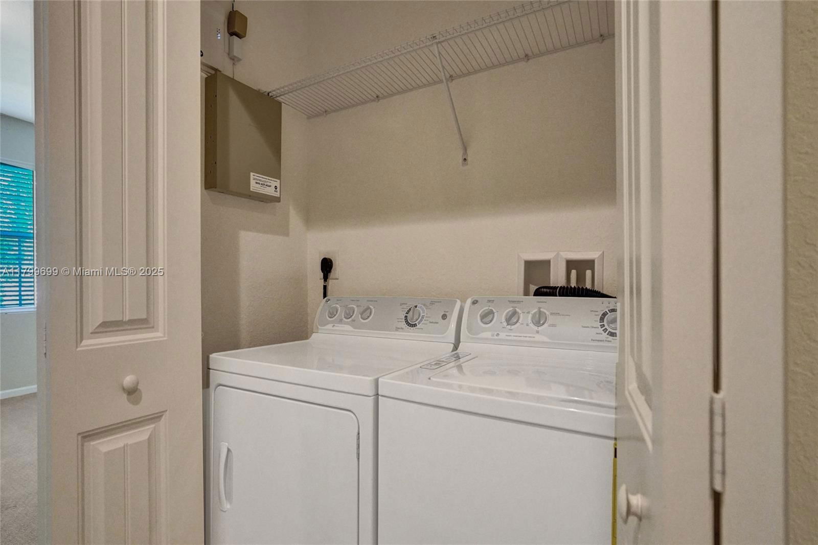 Real estate property located at 701 2nd Ln, Broward, Cypress Grove, Pompano Beach, FL