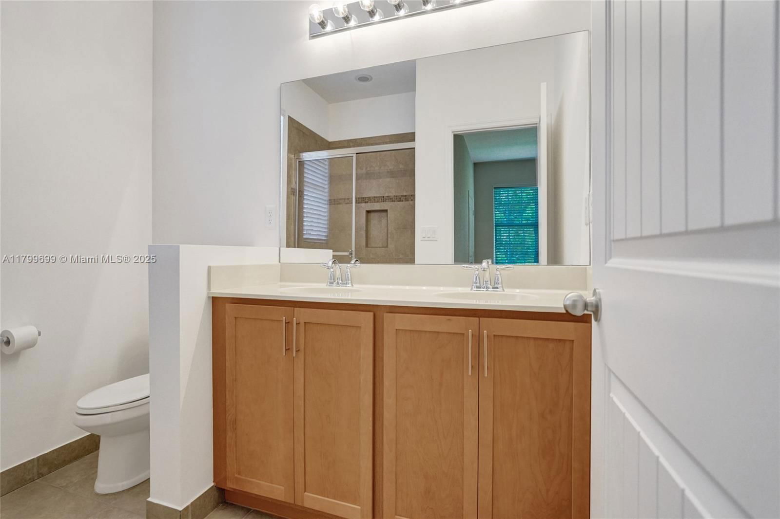 Real estate property located at 701 2nd Ln, Broward, Cypress Grove, Pompano Beach, FL
