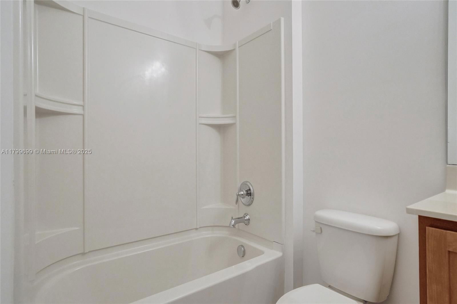Real estate property located at 701 2nd Ln, Broward, Cypress Grove, Pompano Beach, FL