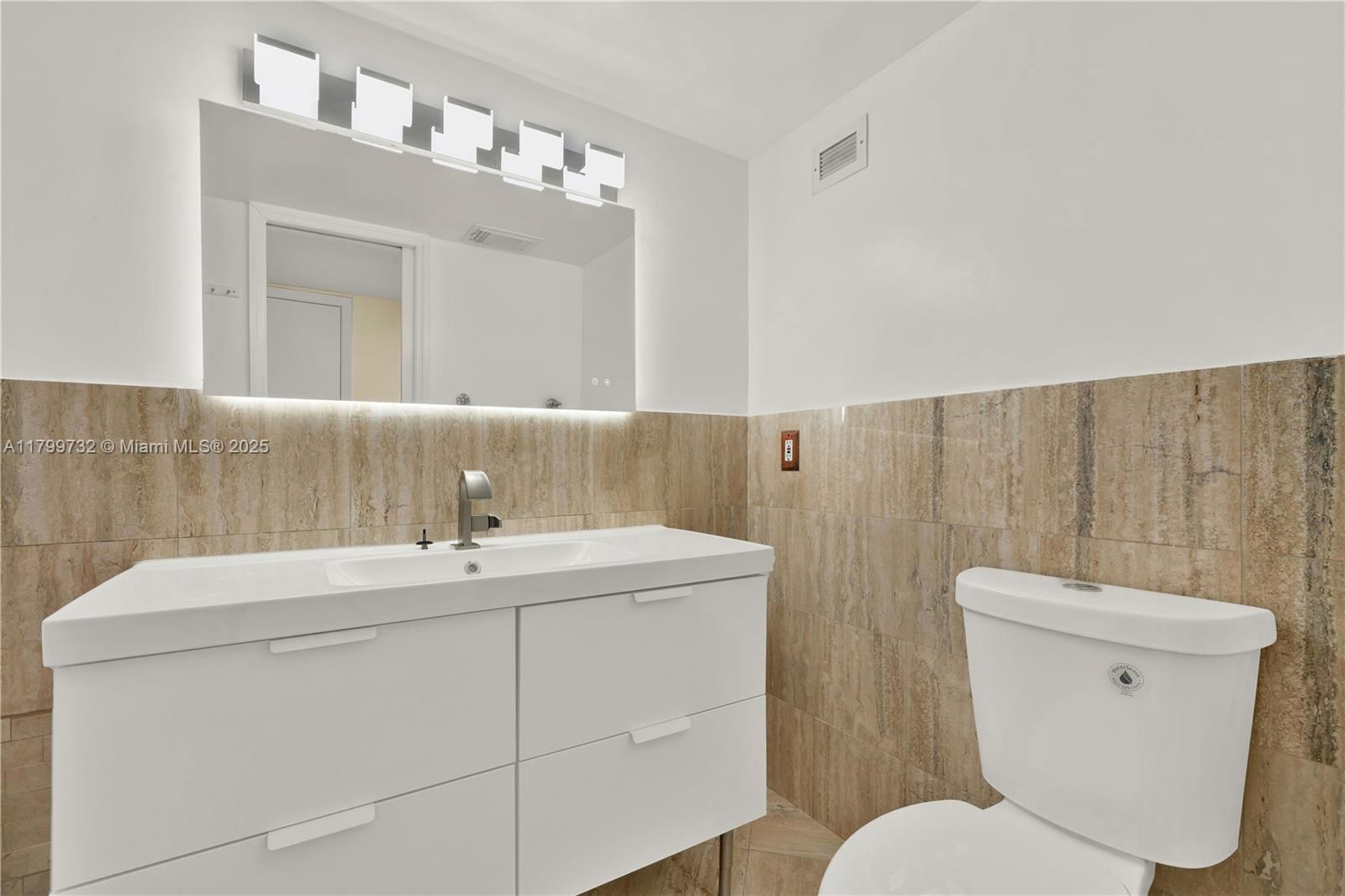 Real estate property located at 2750 183rd St #504, Miami-dade, Commodore Plaza Condo, Aventura, FL