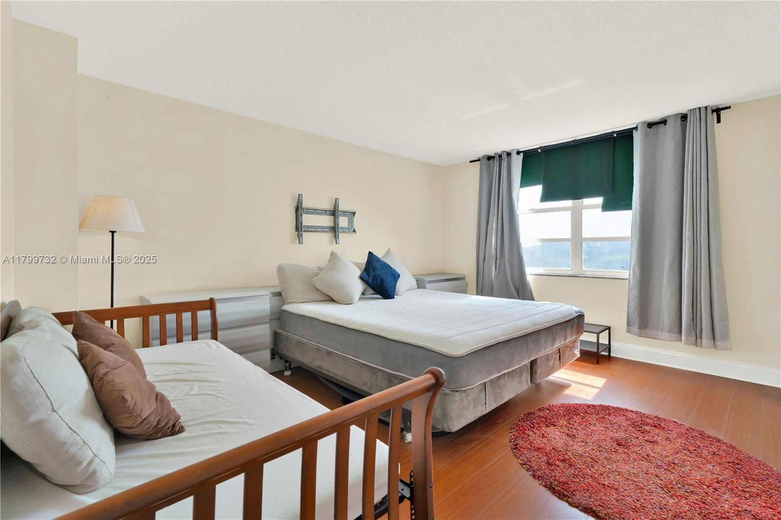 Real estate property located at 2750 183rd St #504, Miami-dade, Commodore Plaza Condo, Aventura, FL