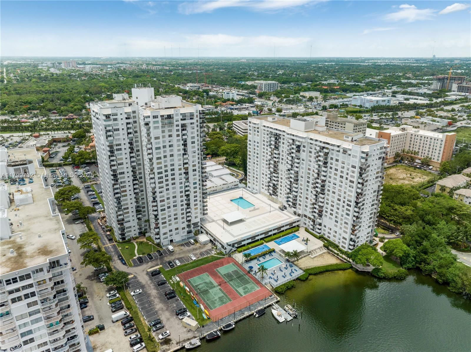 Real estate property located at 2750 183rd St #504, Miami-dade, Commodore Plaza Condo, Aventura, FL