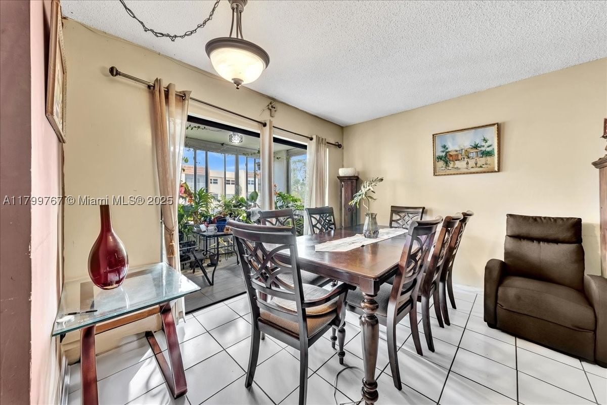 Real estate property located at 2451 41st Ave #304, Broward, Cypress Tree Condo Bldg 5, Lauderhill, FL