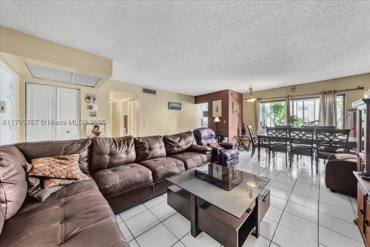 Real estate property located at 2451 41st Ave #304, Broward, Cypress Tree Condo Bldg 5, Lauderhill, FL