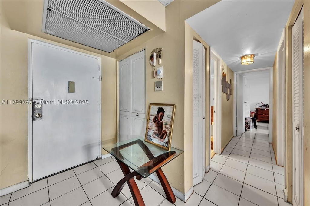 Real estate property located at 2451 41st Ave #304, Broward, Cypress Tree Condo Bldg 5, Lauderhill, FL