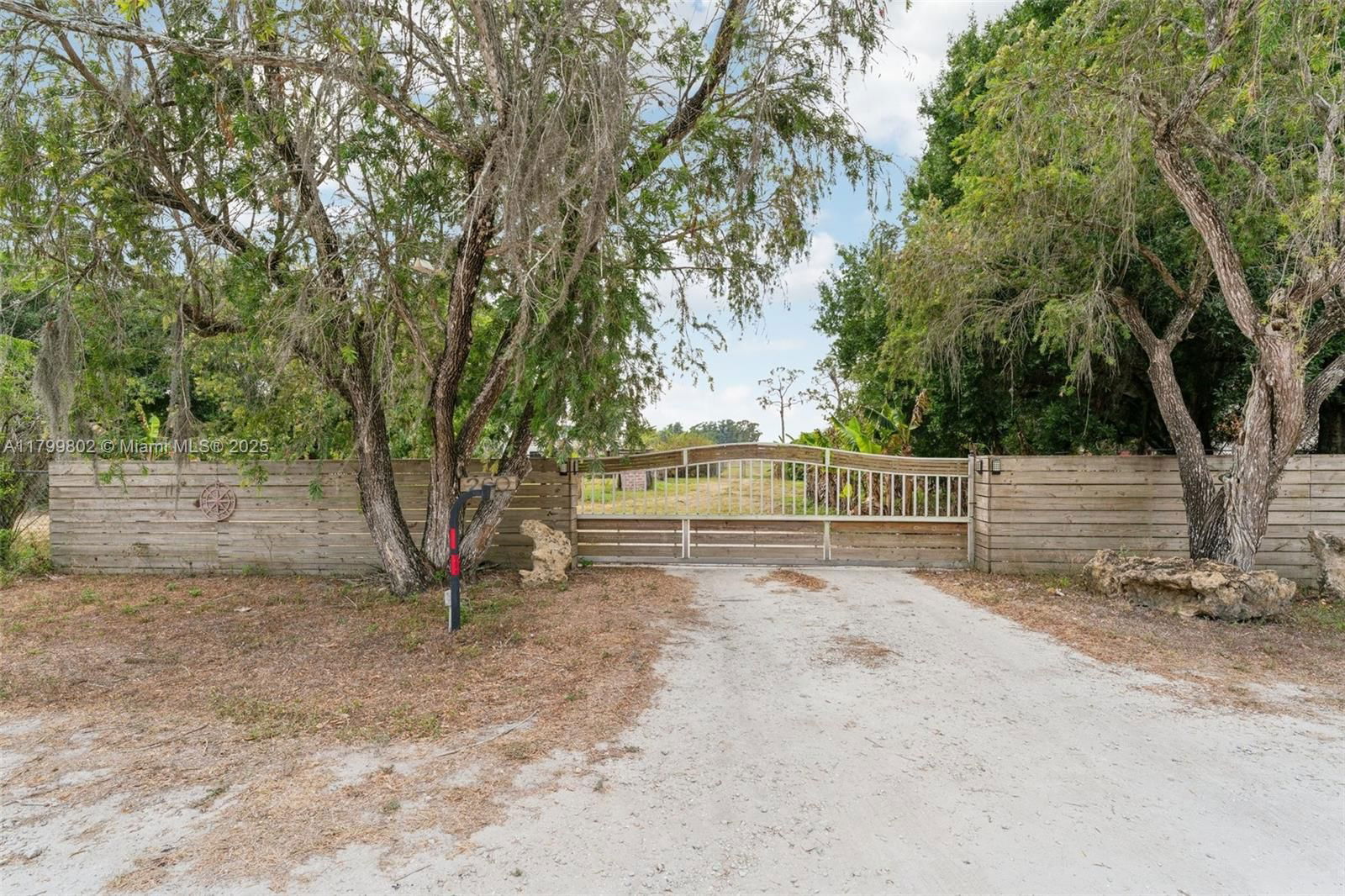 Real estate property located at 260 Taft Boulevard, Hendry, Midway Acres No 2 S/d, Clewiston, FL