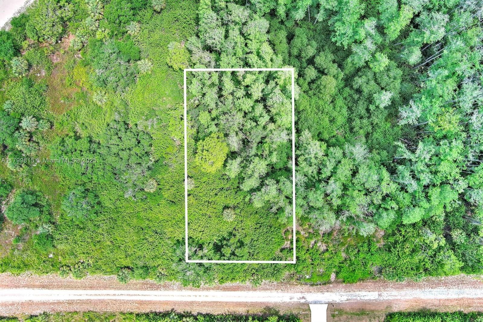 Real estate property located at 520 Woodman Dr, Lee, Lehigh Acres, Lehigh Acres, FL
