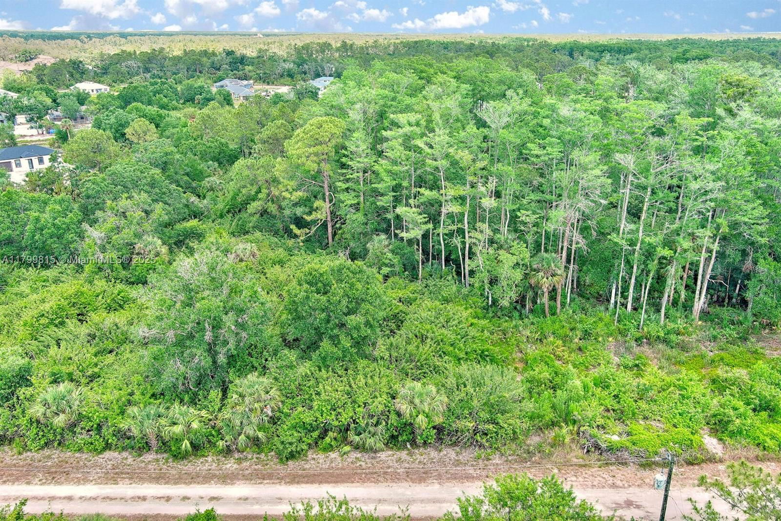 Real estate property located at 520 Woodman Dr, Lee, Lehigh Acres, Lehigh Acres, FL