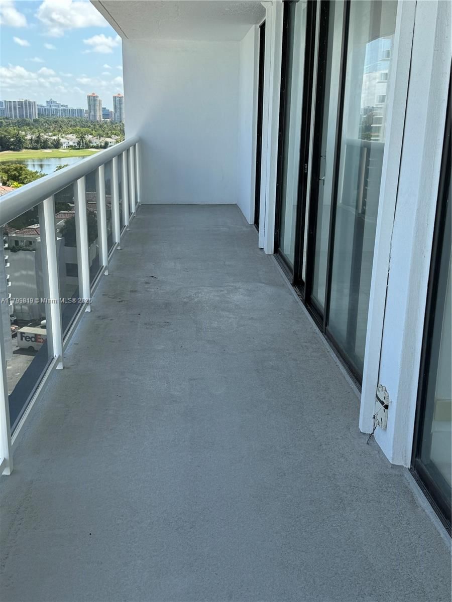 Real estate property located at 20505 Country Club Dr #1436, Miami-dade, Waterview Condo, Aventura, FL