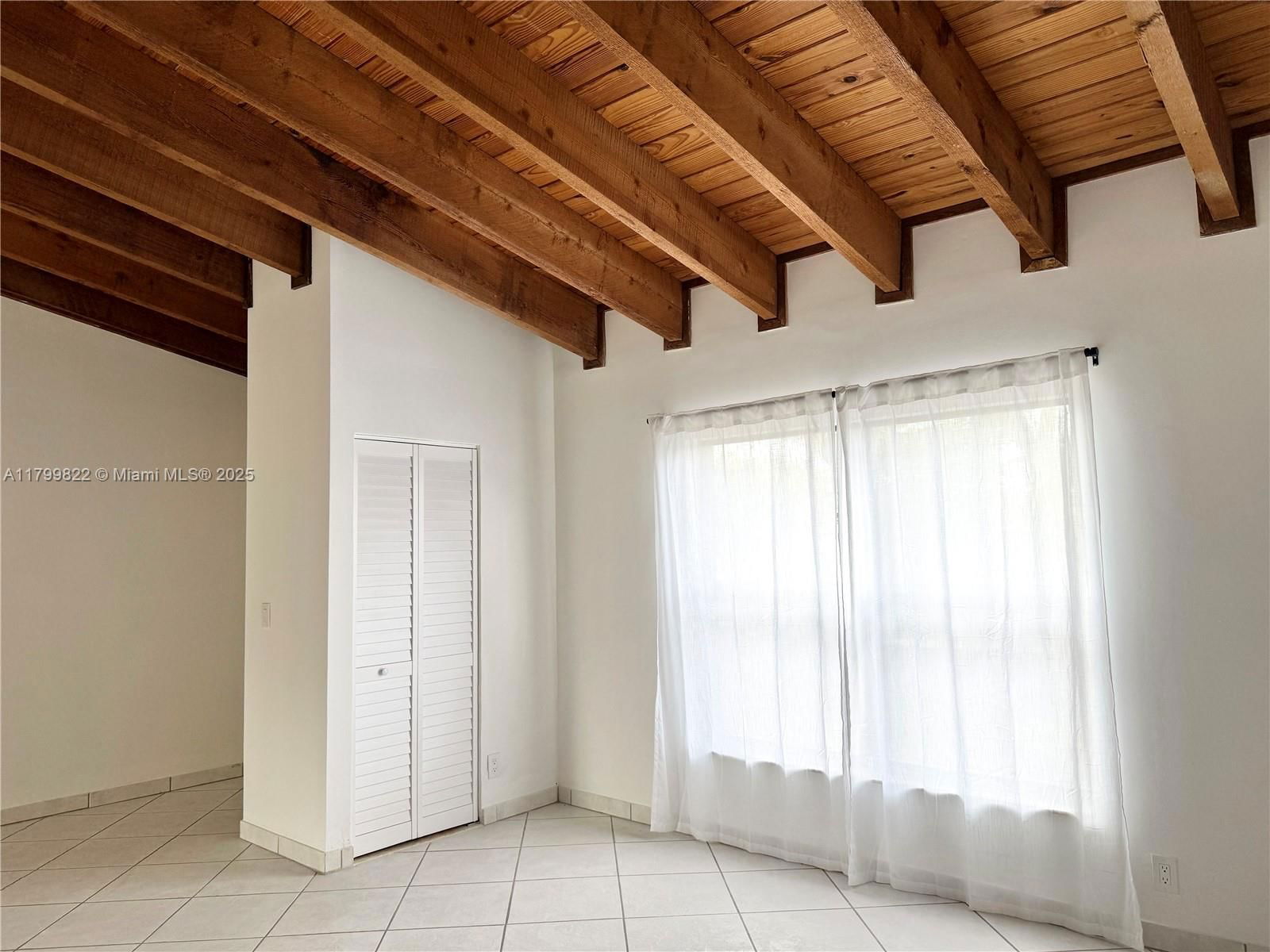 Real estate property located at 6310 28th St, Broward, Sunrise Golf Village North, Sunrise, FL