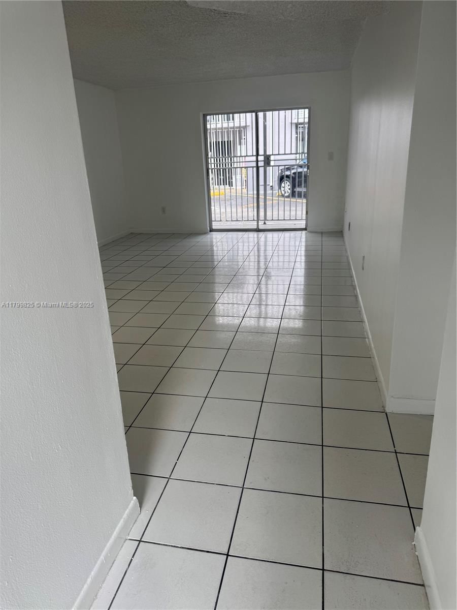 Real estate property located at 2710 76th St #103, Miami-dade, Terrazas Del Sol Condo, Hialeah, FL