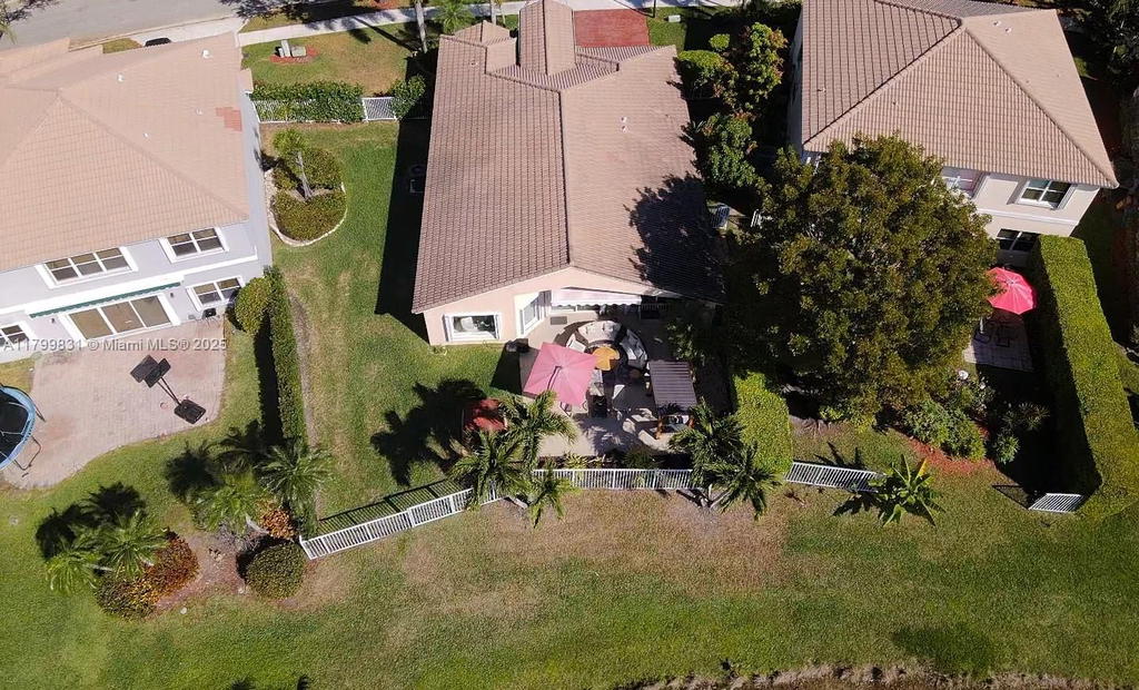 Real estate property located at 16514 Ruby Lk, Broward, Amber-ruby Cove Plat, Weston, FL