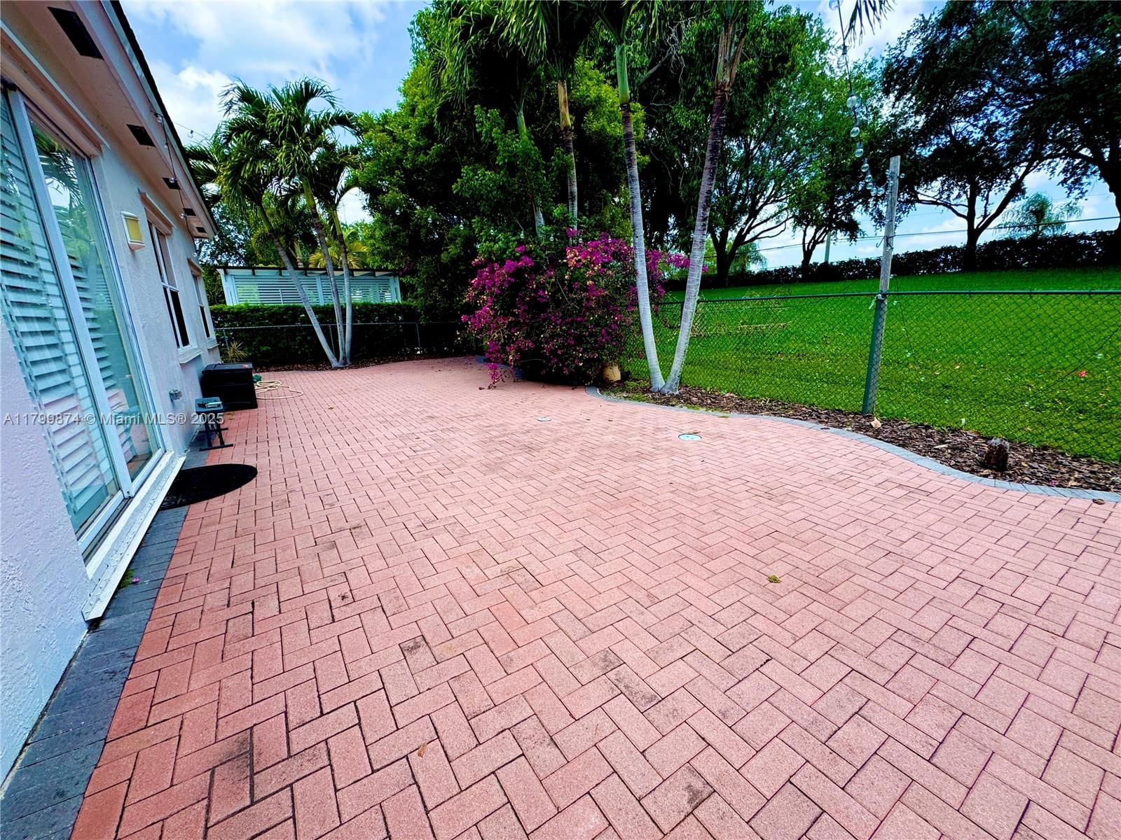 Real estate property located at 16597 1st St, Broward, Pembroke Shores, Pembroke Pines, FL