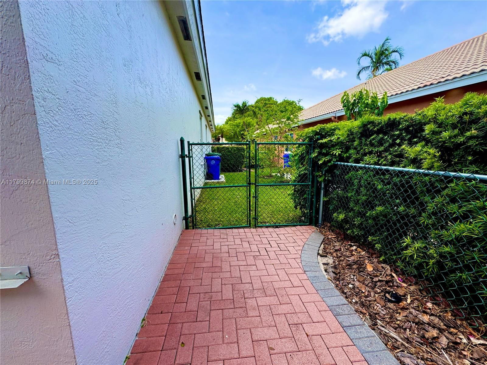 Real estate property located at 16597 1st St, Broward, Pembroke Shores, Pembroke Pines, FL