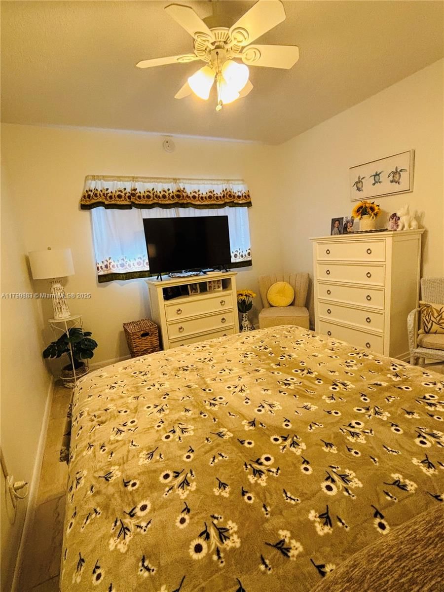 Real estate property located at 940 Hillcrest Ct #112, Broward, Hillcrest Country Club Co, Hollywood, FL