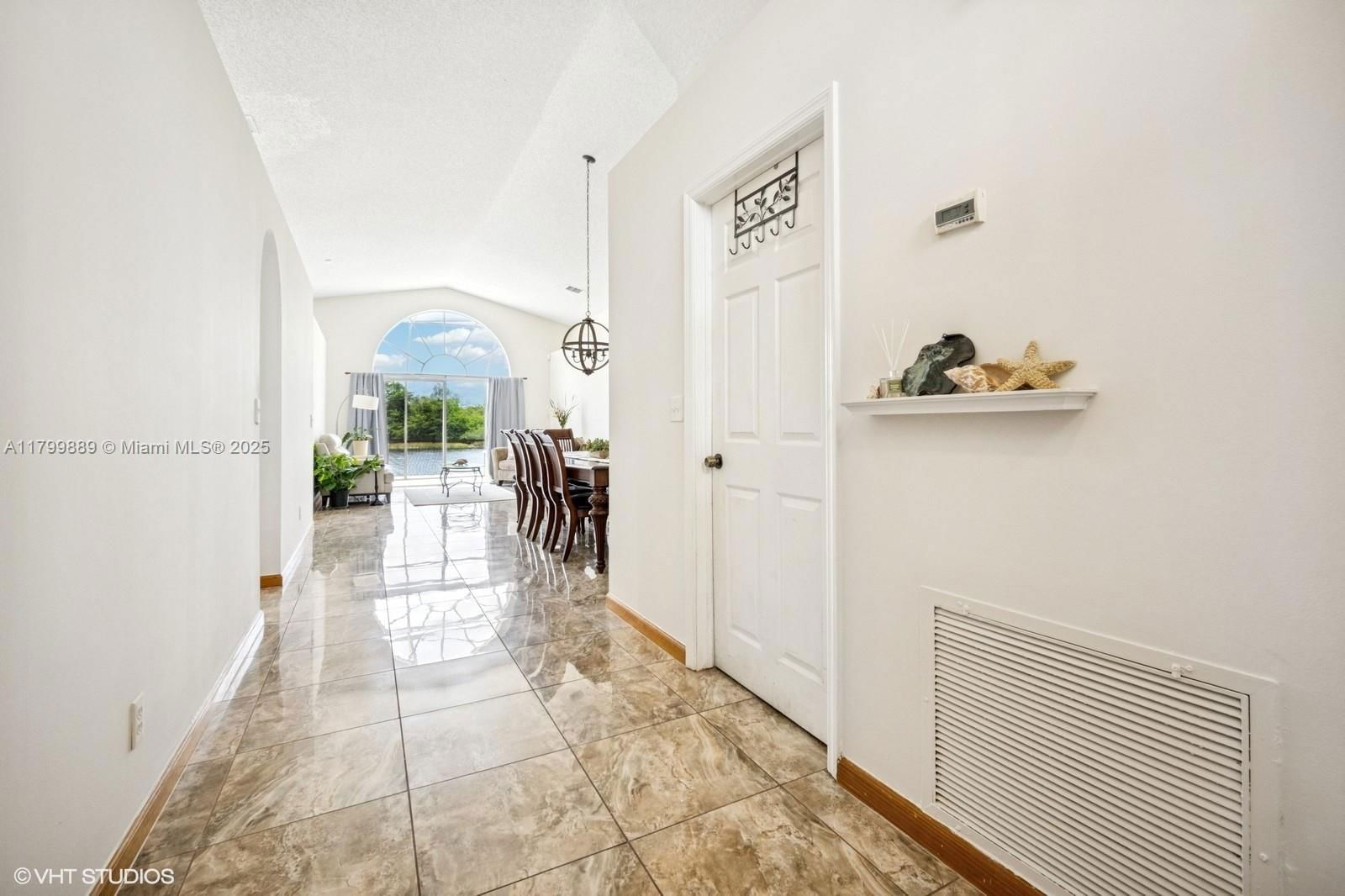 Real estate property located at 1910 183rd Ter, Broward, Silver Lakes Phase Iii, Miramar, FL