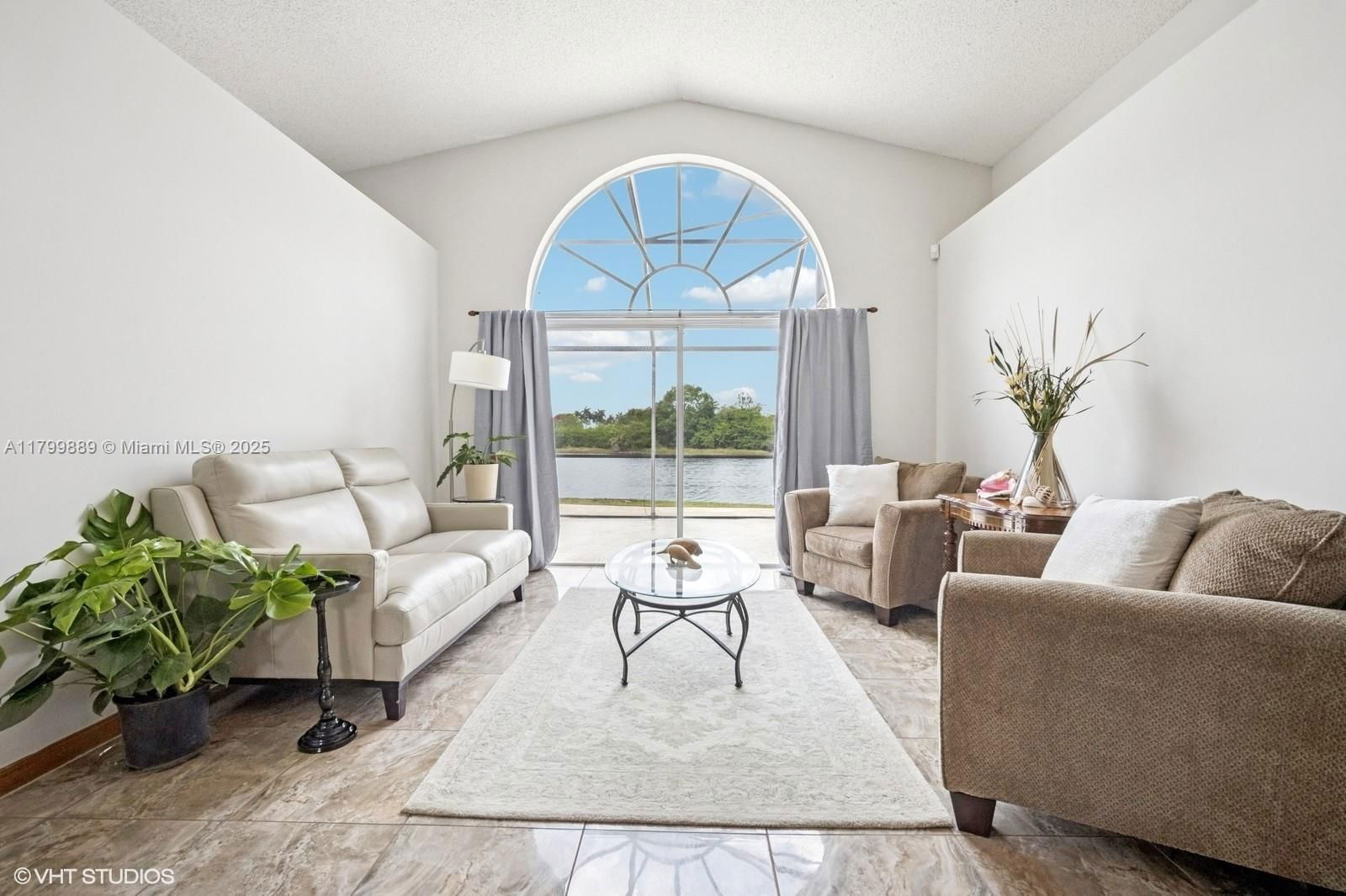 Real estate property located at 1910 183rd Ter, Broward, Silver Lakes Phase Iii, Miramar, FL