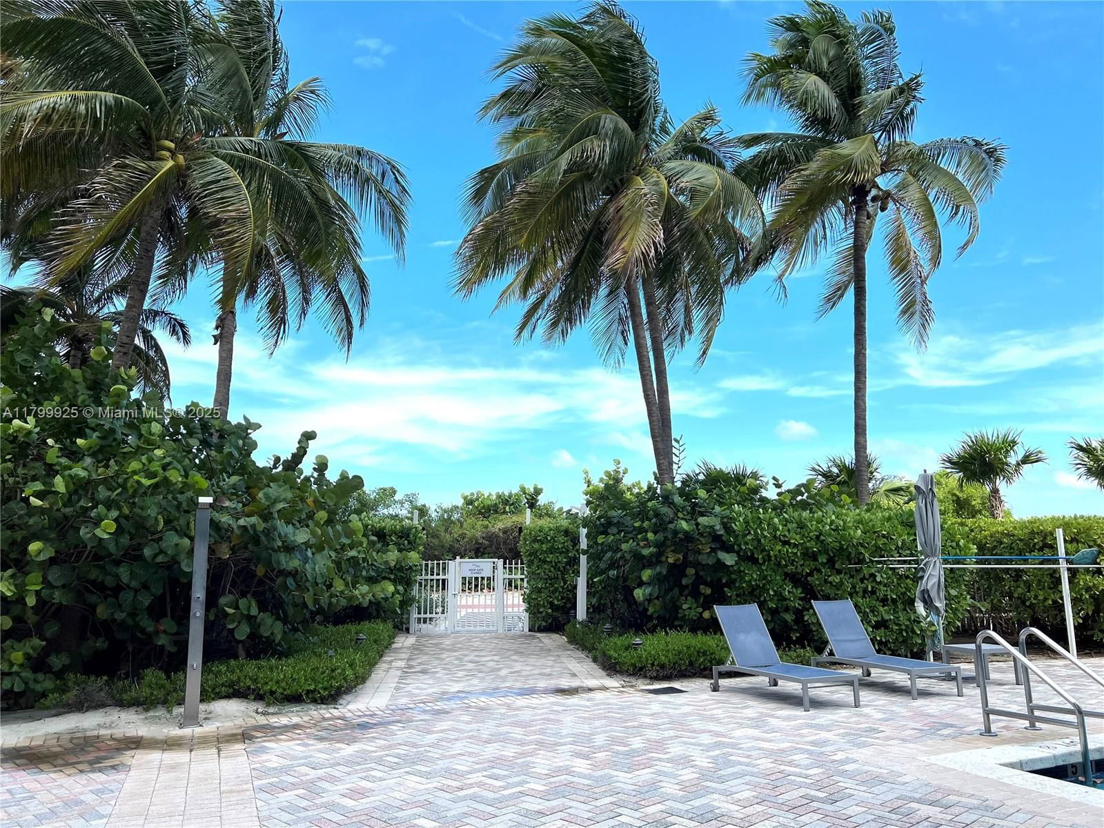 Real estate property located at 6515 Collins Ave #1801, Miami-dade, Bel-aire On The Ocean Con, Miami Beach, FL