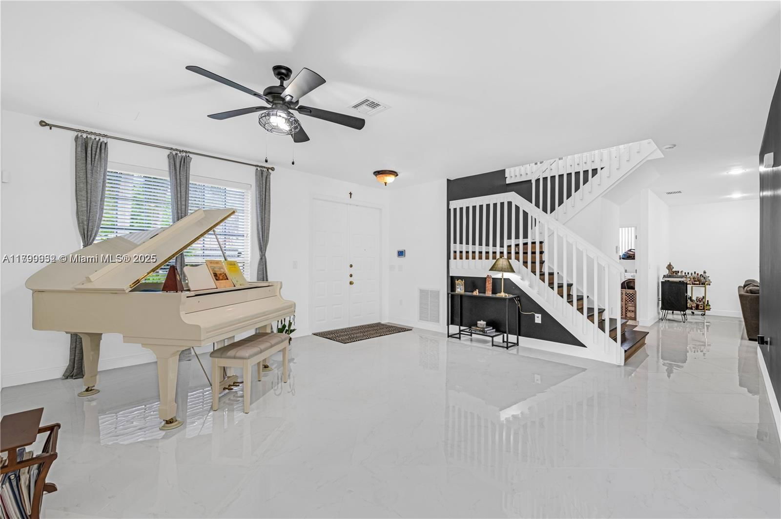 Real estate property located at 3372 179th Ave, Broward, Silver Lakes Phase Iii Re, Miramar, FL