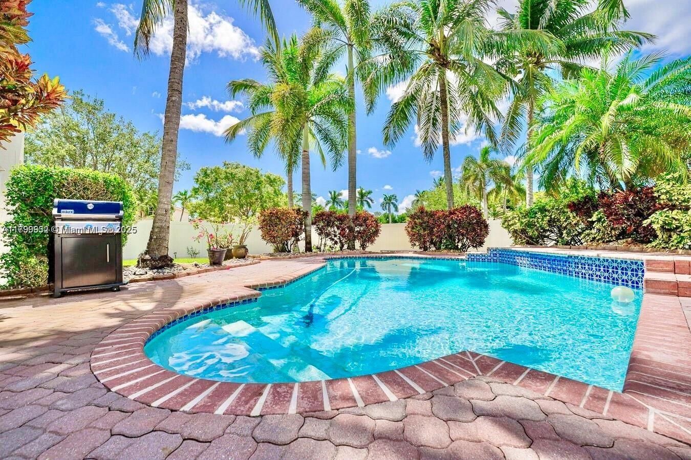 Real estate property located at 3372 179th Ave, Broward, Silver Lakes Phase Iii Re, Miramar, FL