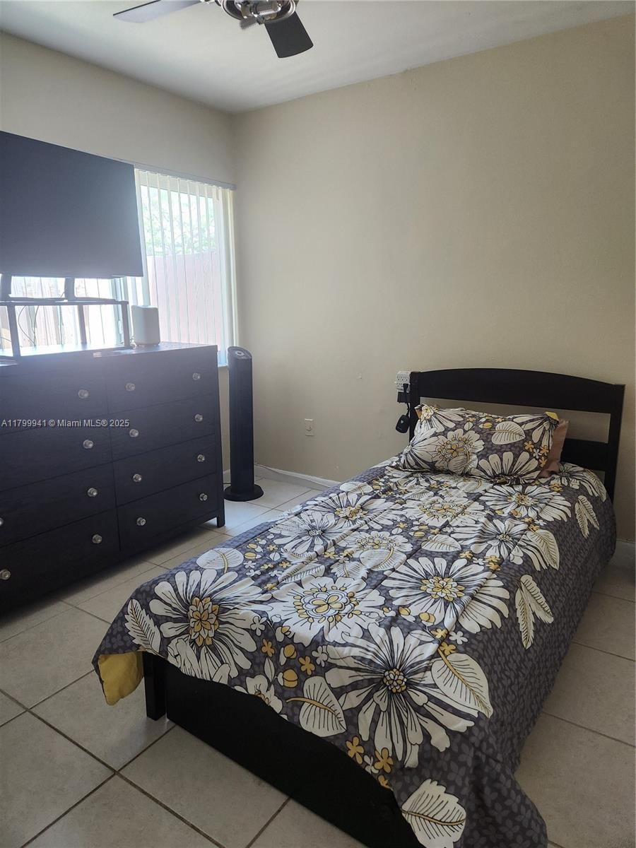 Real estate property located at 8041 Lake Dr #102, Miami-dade, Doral Court Condo, Doral, FL