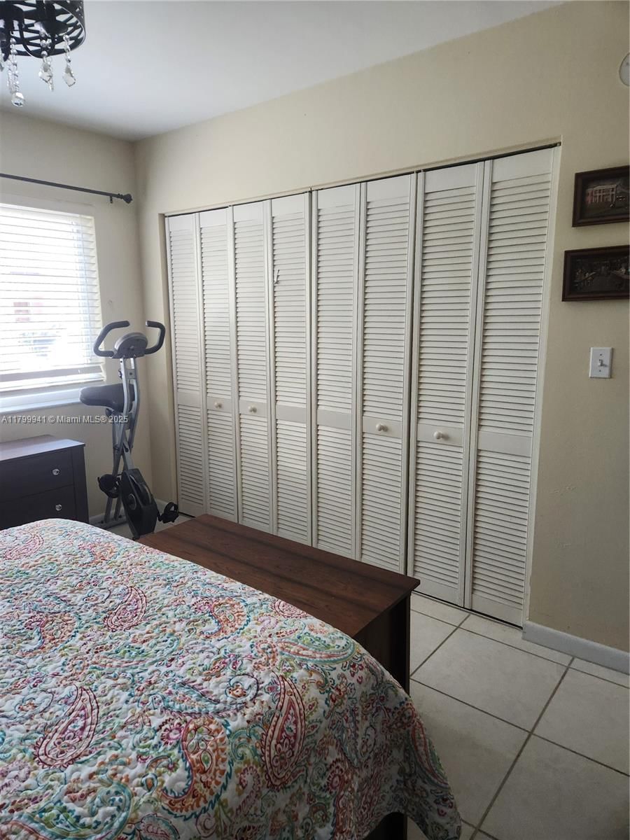 Real estate property located at 8041 Lake Dr #102, Miami-dade, Doral Court Condo, Doral, FL