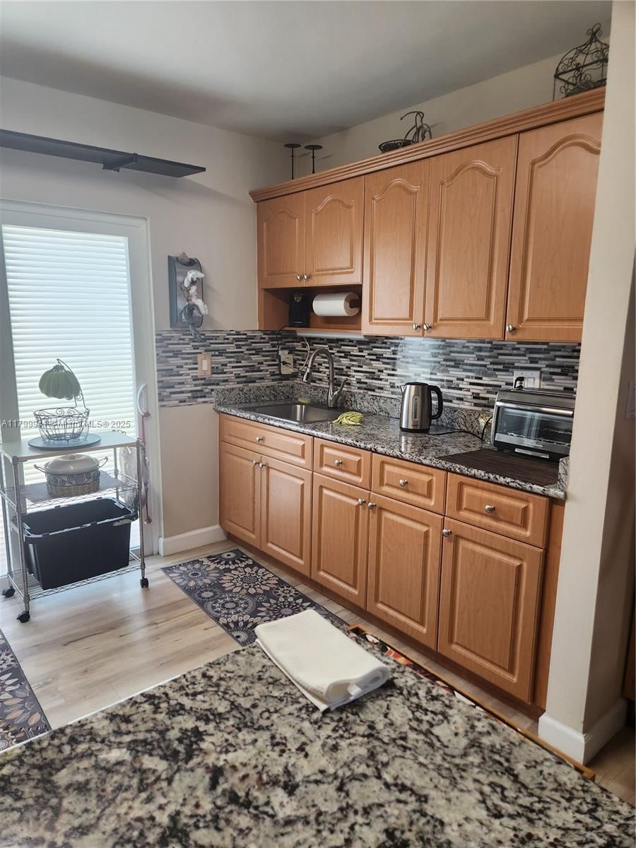 Real estate property located at 8041 Lake Dr #102, Miami-dade, Doral Court Condo, Doral, FL