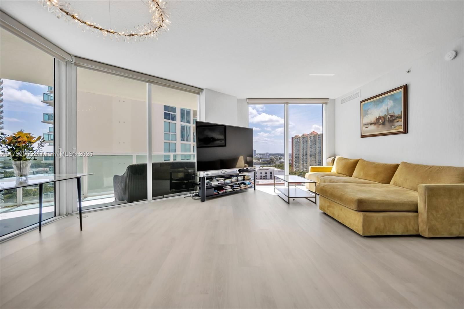 Real estate property located at 200 Sunny Isles Blvd #2-1503, Miami-dade, St Tropez On The Bay Ii C, Sunny Isles Beach, FL