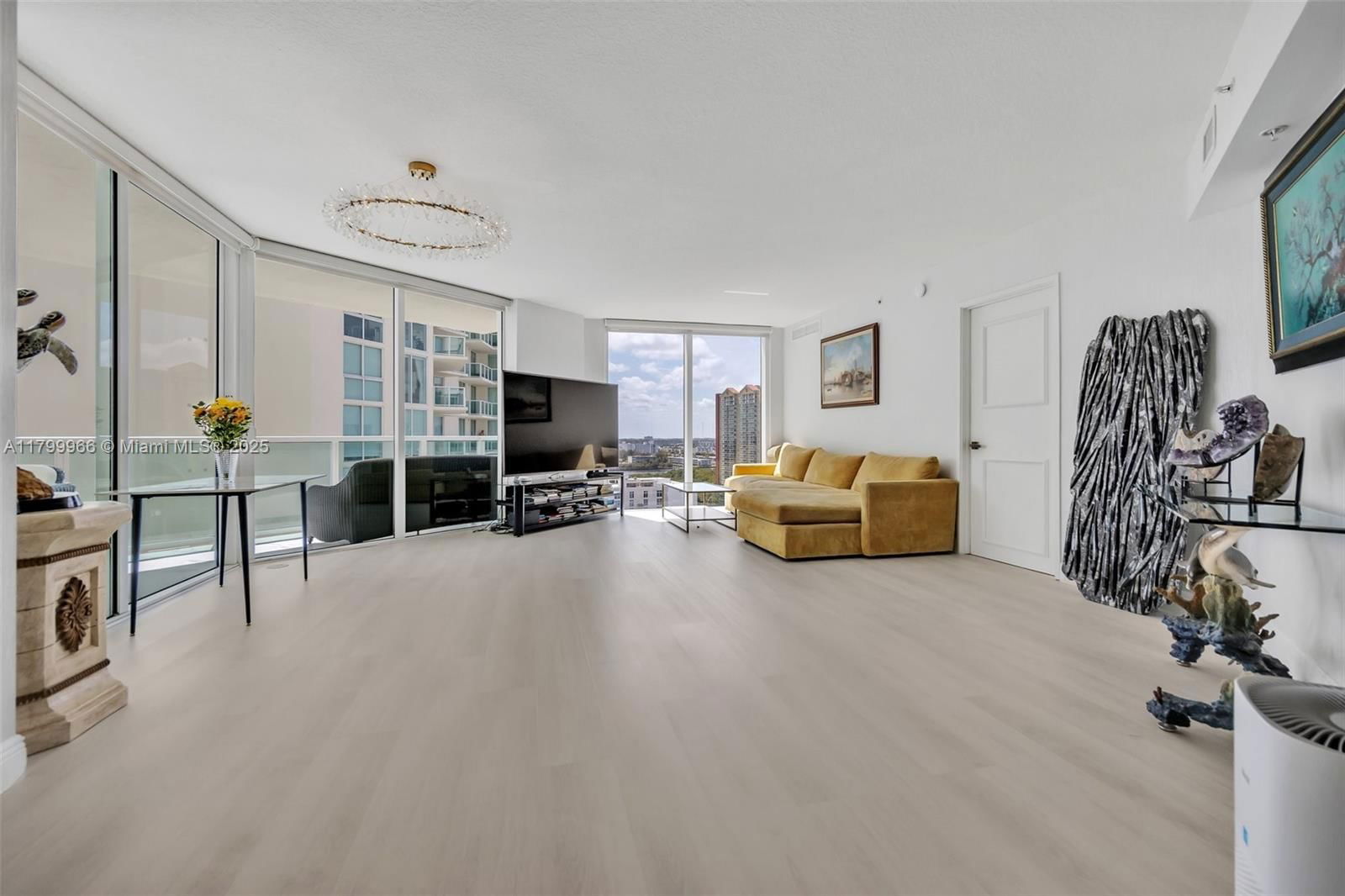 Real estate property located at 200 Sunny Isles Blvd #2-1503, Miami-dade, St Tropez On The Bay Ii C, Sunny Isles Beach, FL