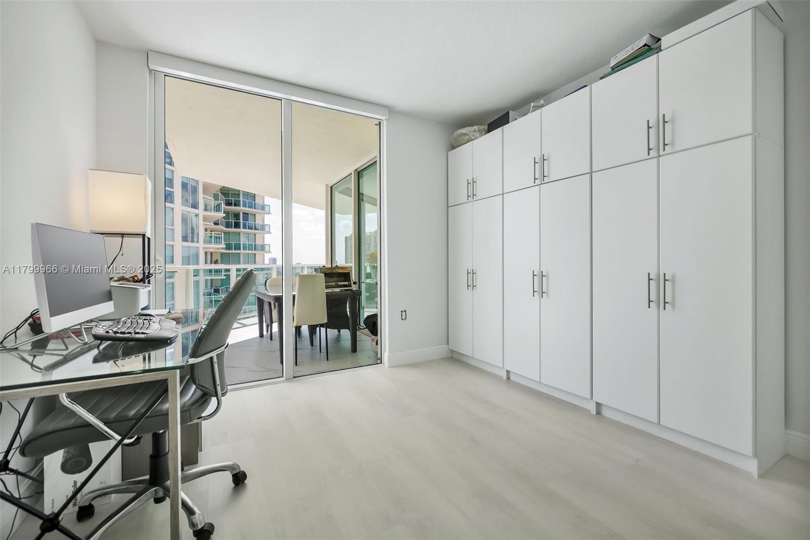 Real estate property located at 200 Sunny Isles Blvd #2-1503, Miami-dade, St Tropez On The Bay Ii C, Sunny Isles Beach, FL