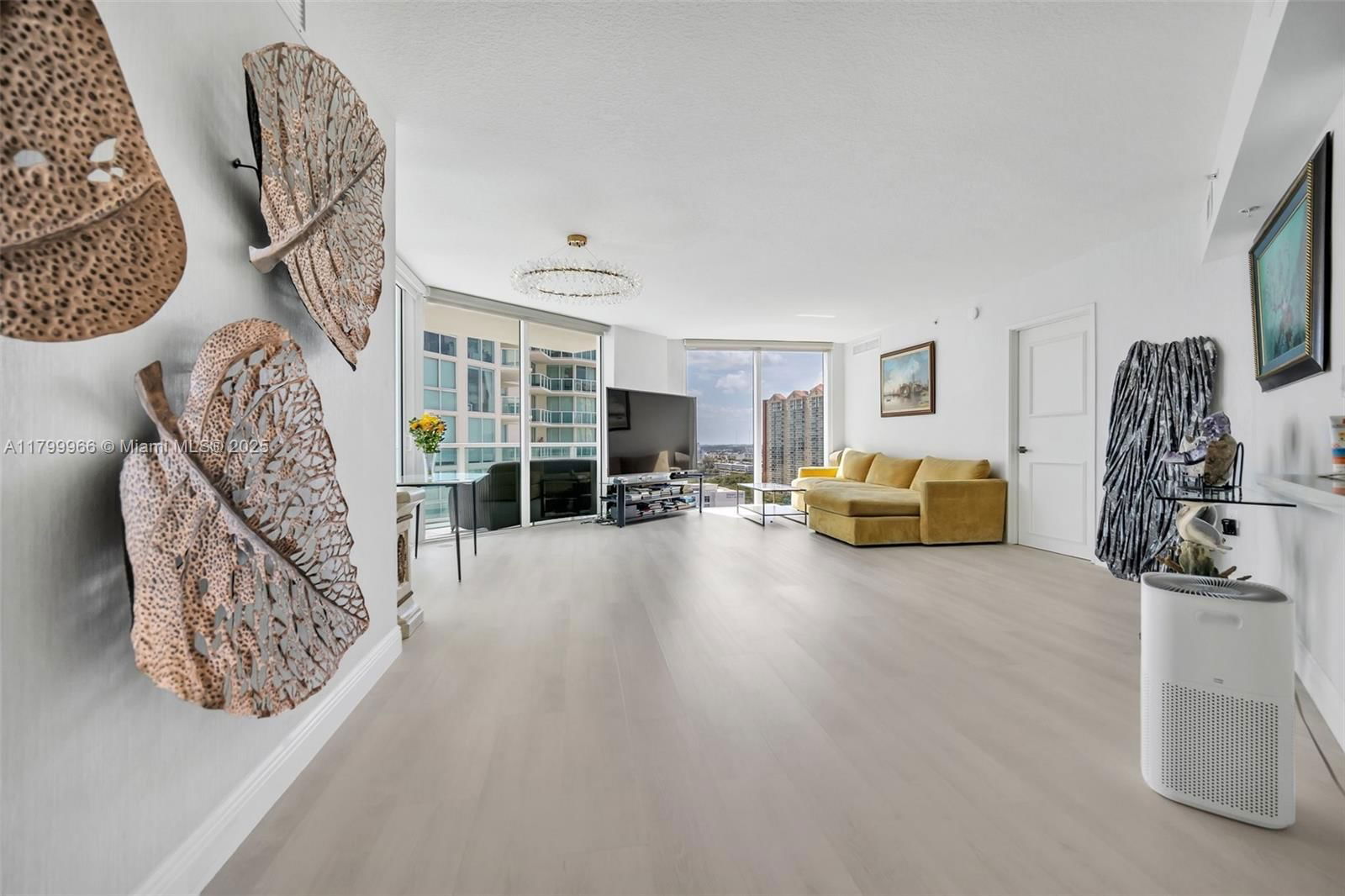 Real estate property located at 200 Sunny Isles Blvd #2-1503, Miami-dade, St Tropez On The Bay Ii C, Sunny Isles Beach, FL