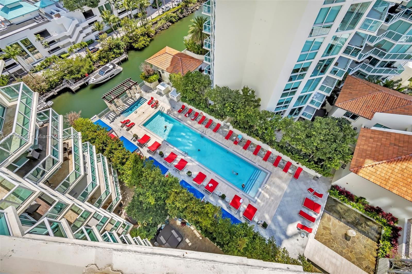 Real estate property located at 200 Sunny Isles Blvd #2-1503, Miami-dade, St Tropez On The Bay Ii C, Sunny Isles Beach, FL