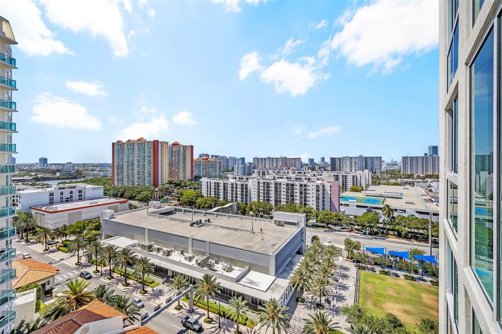 Real estate property located at 200 Sunny Isles Blvd #2-1503, Miami-dade, St Tropez On The Bay Ii C, Sunny Isles Beach, FL