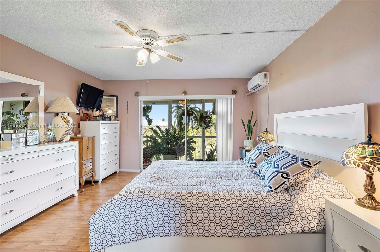 Real estate property located at 4800 Hillcrest Ln #503, Broward, Hillcrest, Hollywood, FL