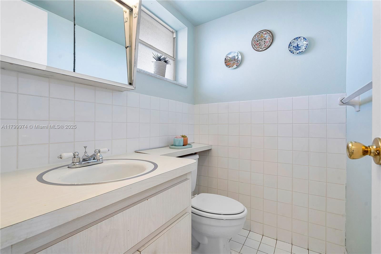 Real estate property located at 4800 Hillcrest Ln #503, Broward, Hillcrest, Hollywood, FL