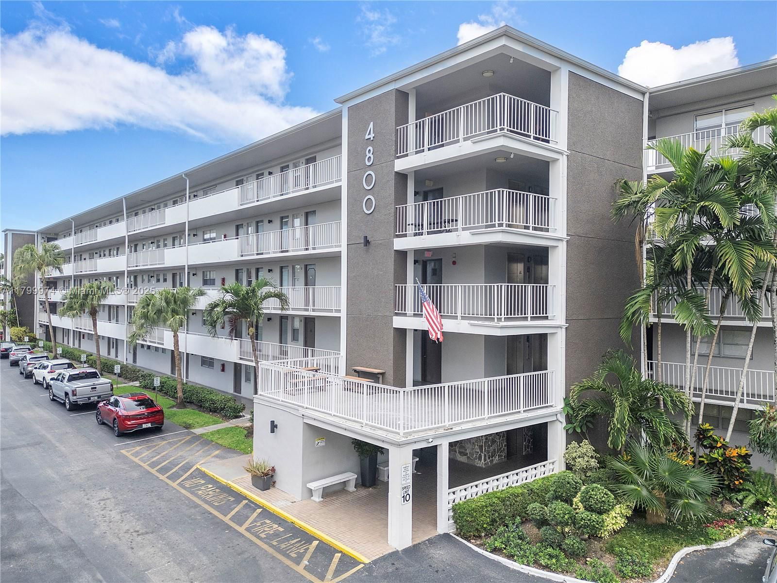 Real estate property located at 4800 Hillcrest Ln #503, Broward, Hillcrest, Hollywood, FL