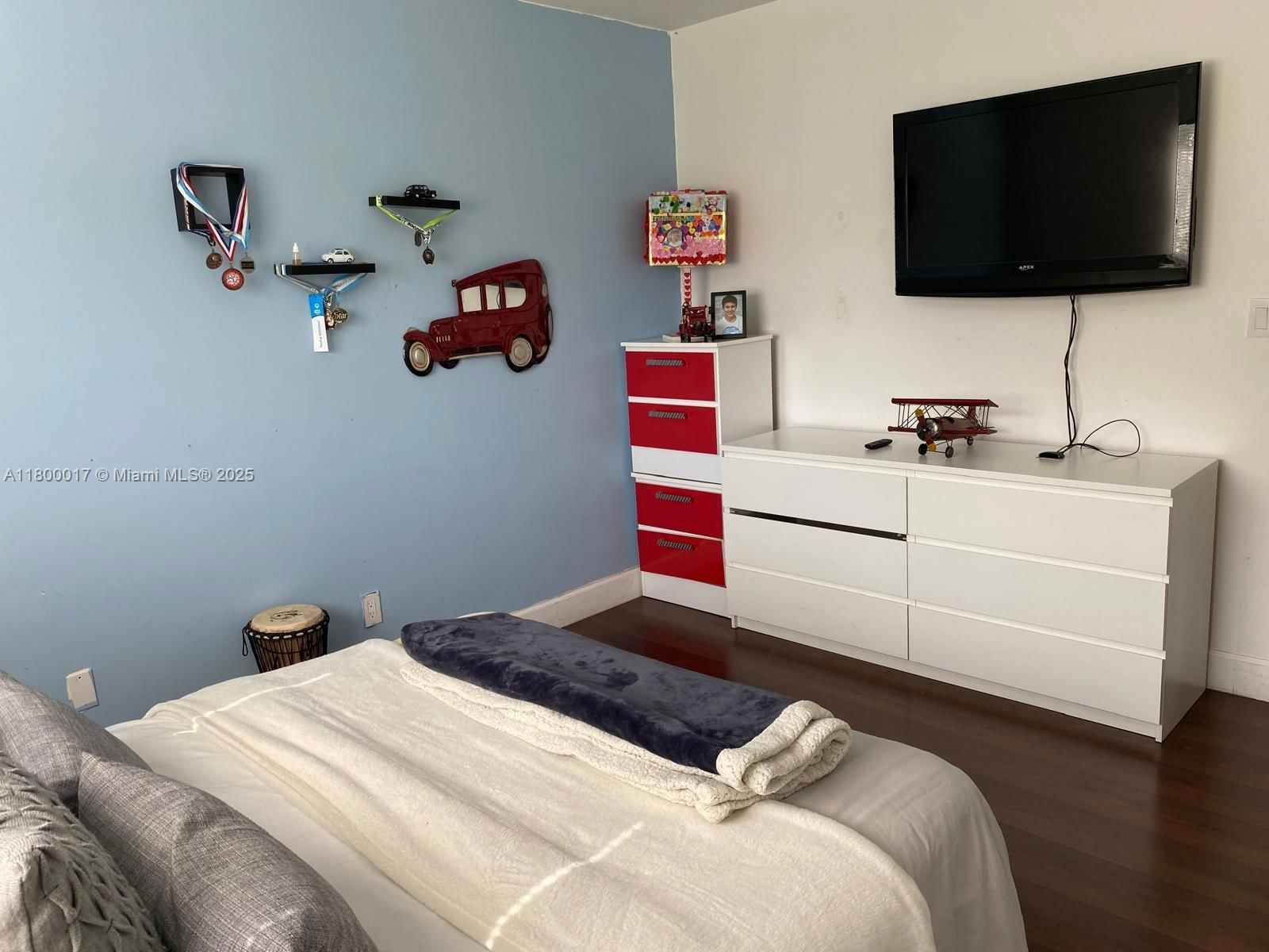 Real estate property located at 1103 Washington St, Broward, Hollywood Lakes Section, Hollywood, FL