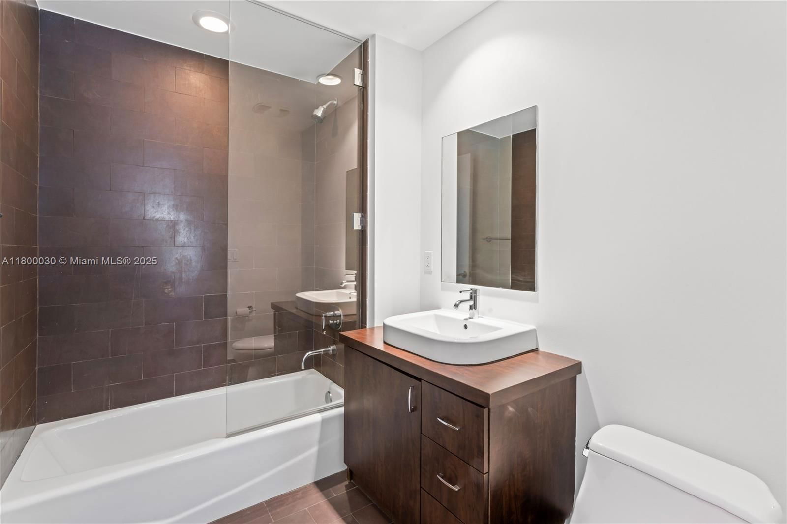 Real estate property located at 1040 Biscayne Blvd #3802, Miami-dade, Ten Museum Pk Residential, Miami, FL