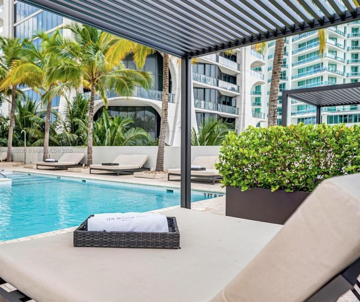 Real estate property located at 1040 Biscayne Blvd #3802, Miami-dade, Ten Museum Pk Residential, Miami, FL